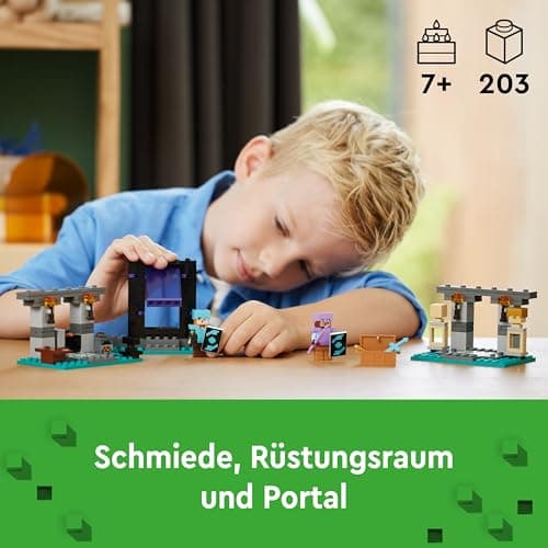 LEGO Minecraft Die Waffenkammer - Spielzeug mit Netherportal, inkl. Alex & Waffenschmied Figuren -Zubehör wie Goldaxt, Schwerter & Schild – Bild 4