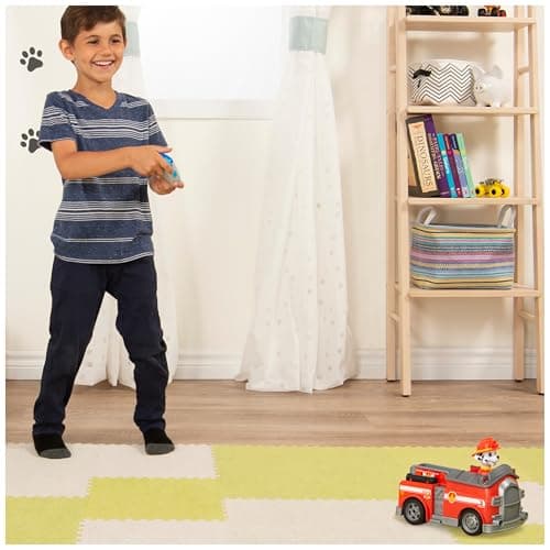 PAW PATROL Marshalls ferngesteuertes Feuerwehrauto mit Fernbedienung, Spielzeug für Kinder ab 3 Jahren, Batteriebetrieben – Bild 7