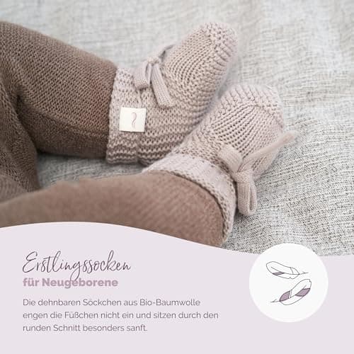 Livella Kuscheltuch „Hase“ mit Söckchen - Reine Bio-Baumwolle – Premium Schmusetuch, Kuscheldecke, Schmusedecke, Strickdecke - Samtweich & atmungsaktiv - Oeko-TEX® Standard 100 und GOTS Zertifiziert – Bild 3